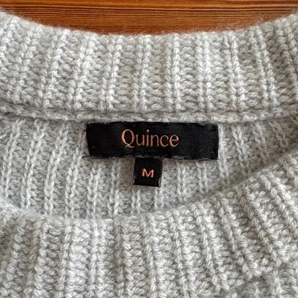 Quince Mongolian Cashmere Sweater- M - Picture 3 of 8